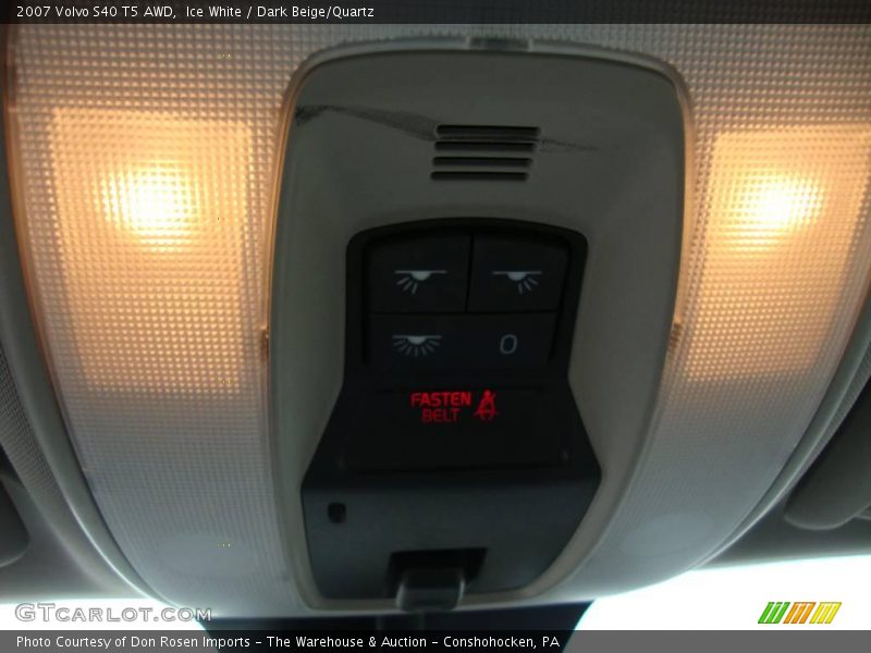 Ice White / Dark Beige/Quartz 2007 Volvo S40 T5 AWD