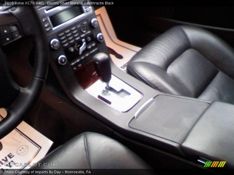 Electric Silver Metallic / Anthracite Black 2008 Volvo XC70 AWD
