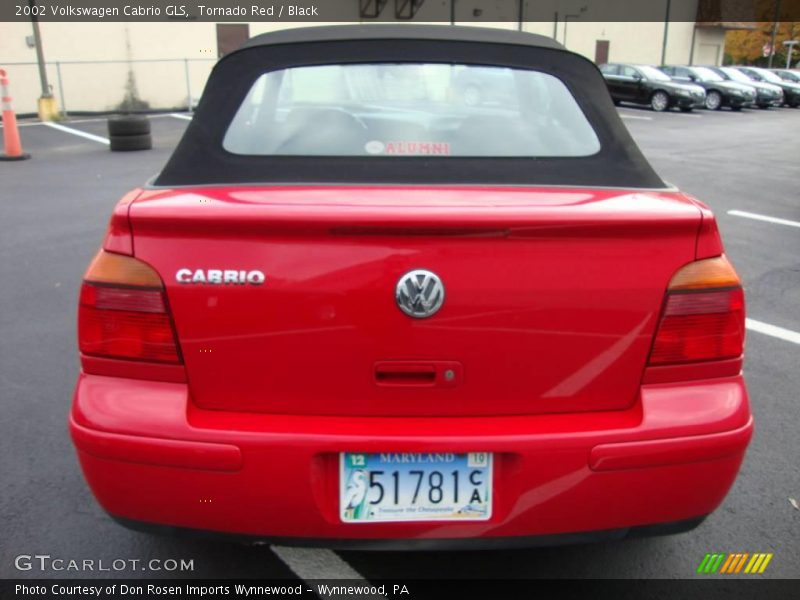 Tornado Red / Black 2002 Volkswagen Cabrio GLS