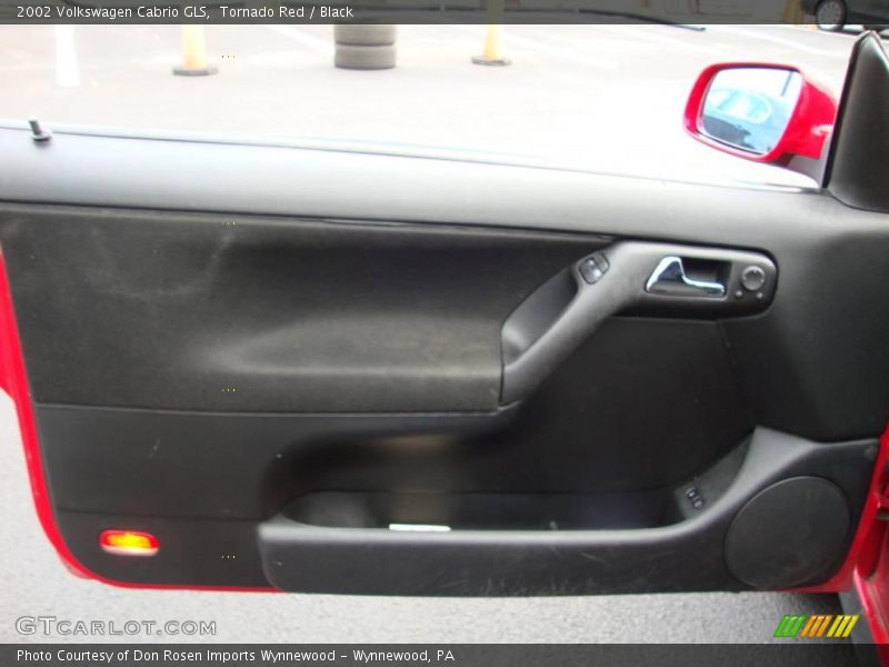 Tornado Red / Black 2002 Volkswagen Cabrio GLS