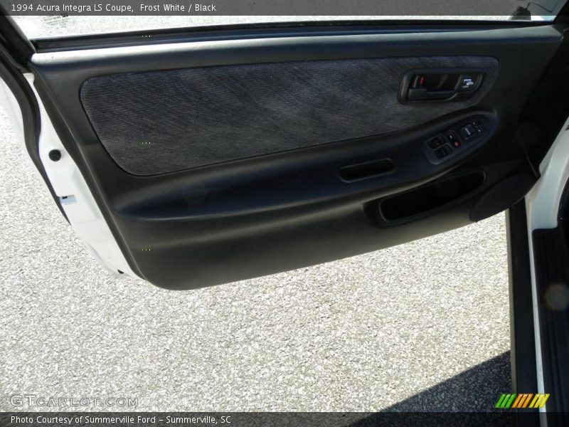 Frost White / Black 1994 Acura Integra LS Coupe