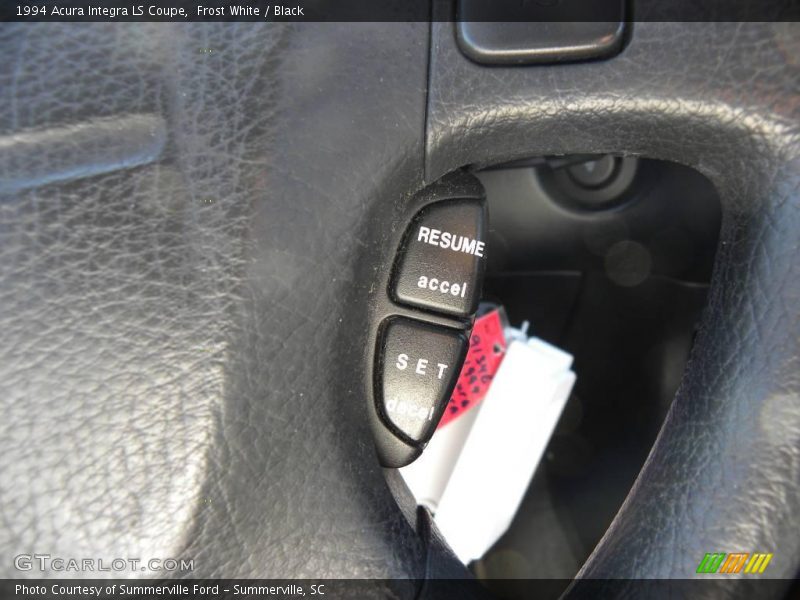 Frost White / Black 1994 Acura Integra LS Coupe