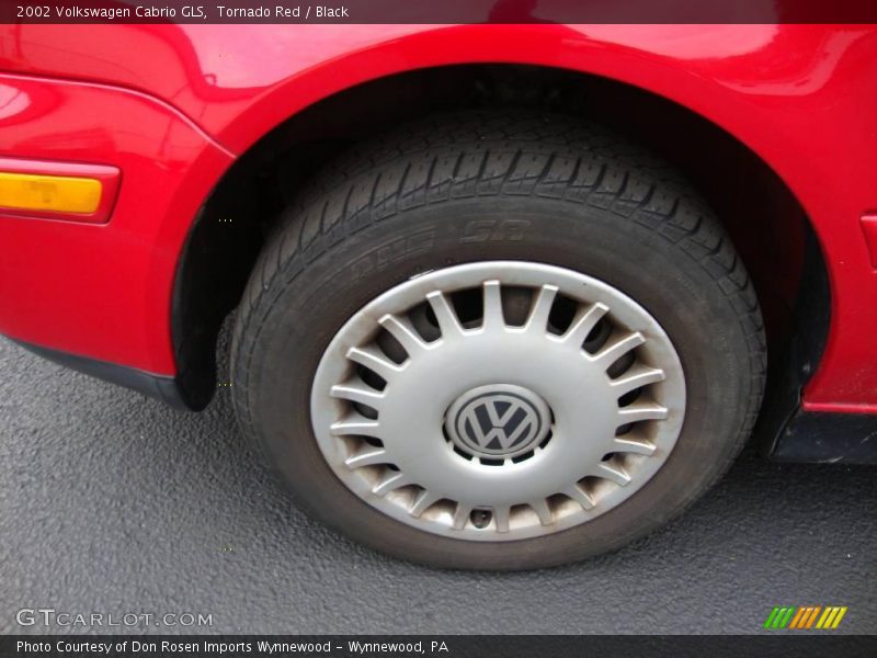 Tornado Red / Black 2002 Volkswagen Cabrio GLS