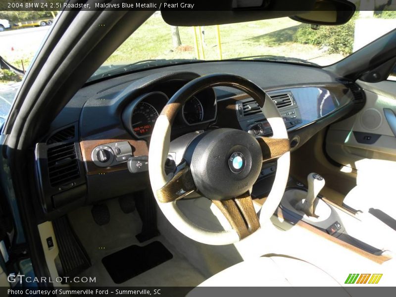Maldives Blue Metallic / Pearl Gray 2004 BMW Z4 2.5i Roadster