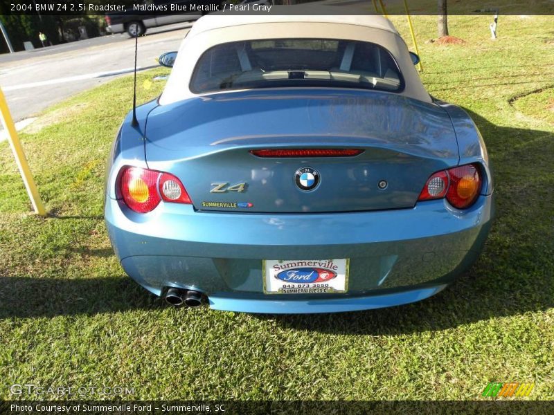 Maldives Blue Metallic / Pearl Gray 2004 BMW Z4 2.5i Roadster