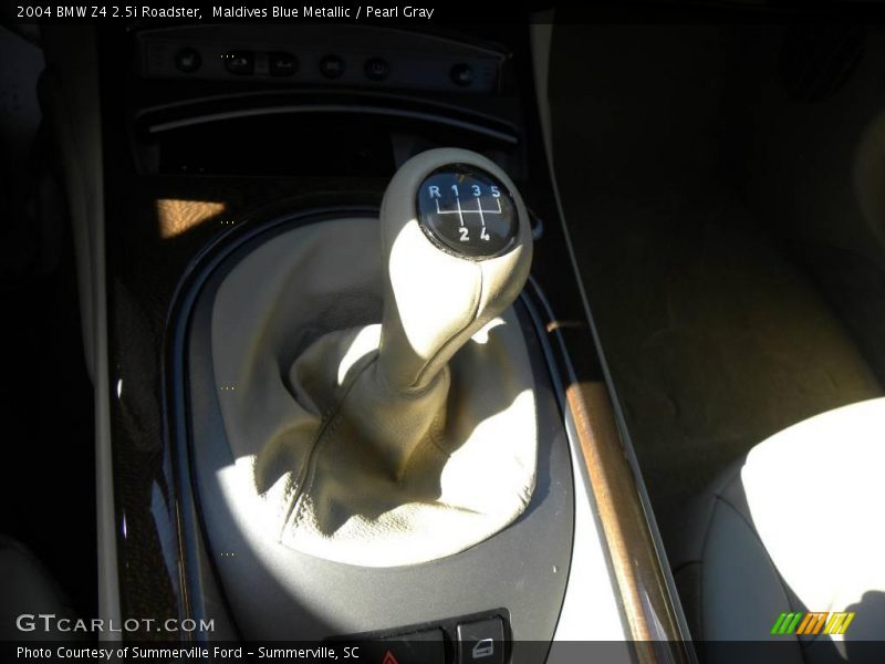 Maldives Blue Metallic / Pearl Gray 2004 BMW Z4 2.5i Roadster