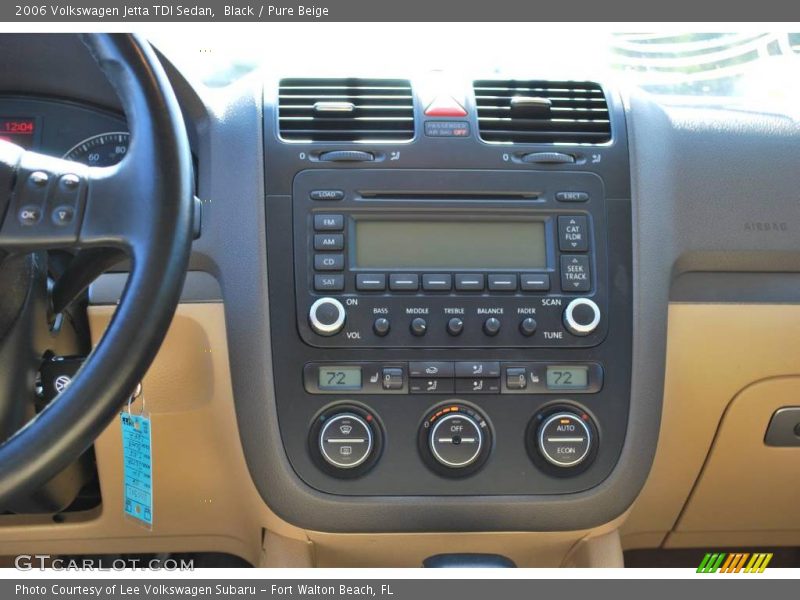 Black / Pure Beige 2006 Volkswagen Jetta TDI Sedan