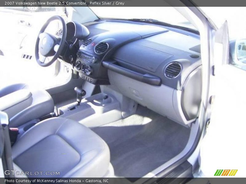 Reflex Silver / Grey 2007 Volkswagen New Beetle 2.5 Convertible