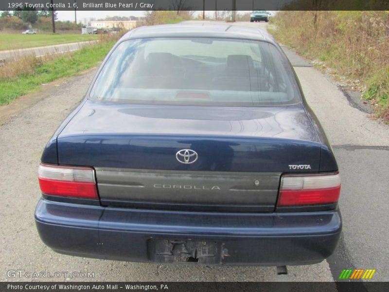 Brilliant Blue Pearl / Gray 1996 Toyota Corolla 1.6