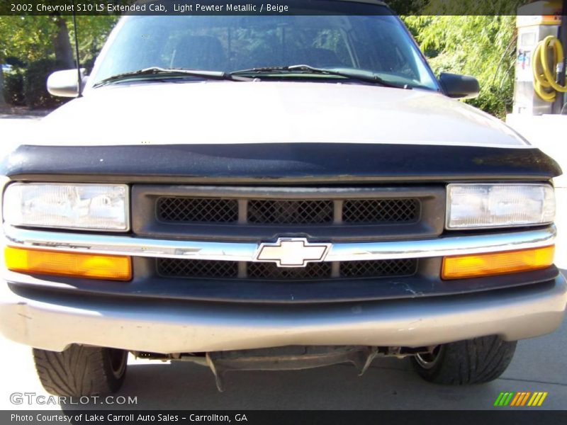 Light Pewter Metallic / Beige 2002 Chevrolet S10 LS Extended Cab