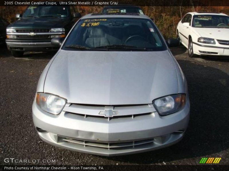 Ultra Silver Metallic / Graphite Gray 2005 Chevrolet Cavalier Coupe