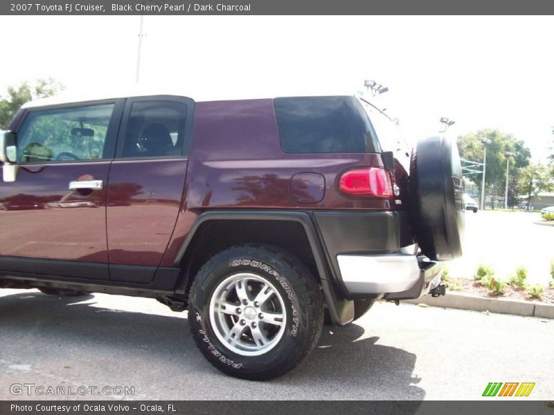 Black Cherry Pearl / Dark Charcoal 2007 Toyota FJ Cruiser
