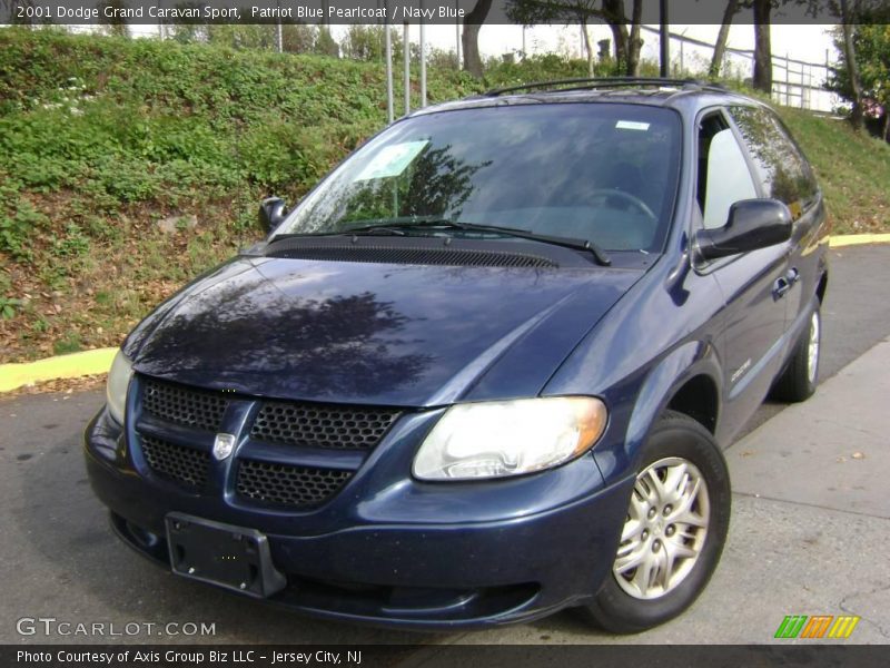 Patriot Blue Pearlcoat / Navy Blue 2001 Dodge Grand Caravan Sport