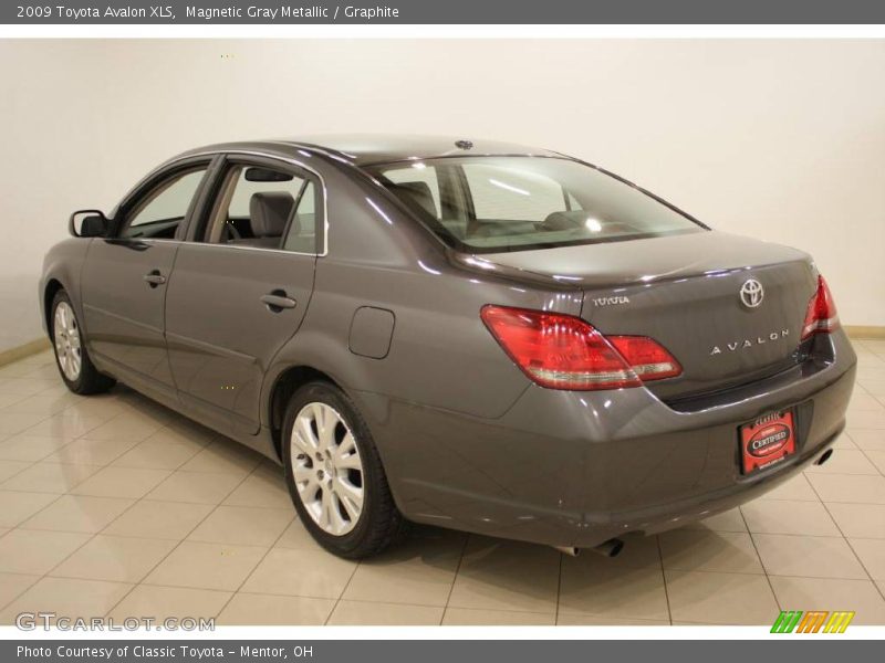 Magnetic Gray Metallic / Graphite 2009 Toyota Avalon XLS