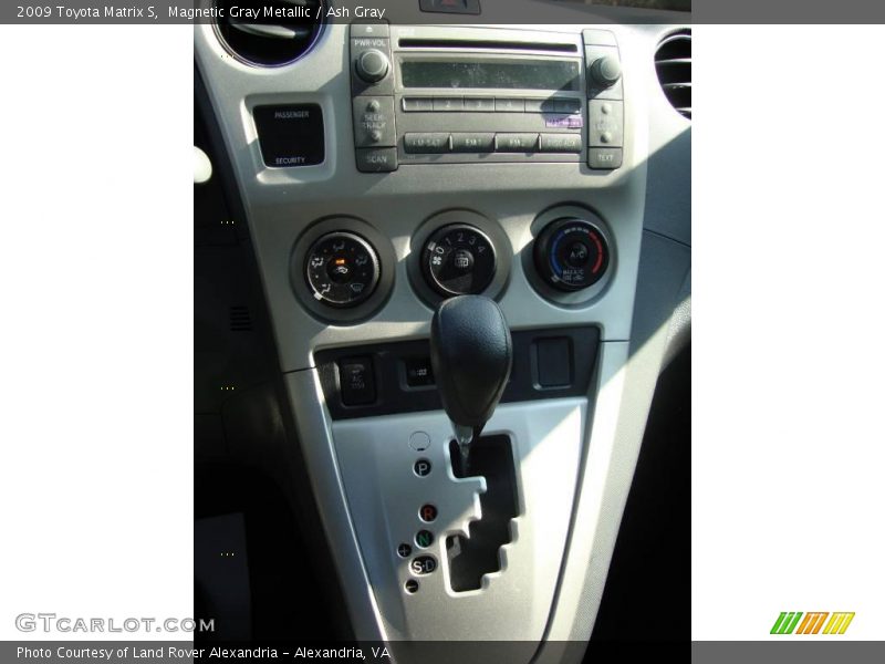 Magnetic Gray Metallic / Ash Gray 2009 Toyota Matrix S
