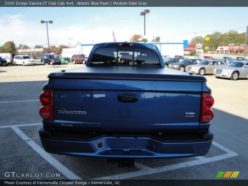 Atlantic Blue Pearl / Medium Slate Gray 2006 Dodge Dakota ST Club Cab 4x4