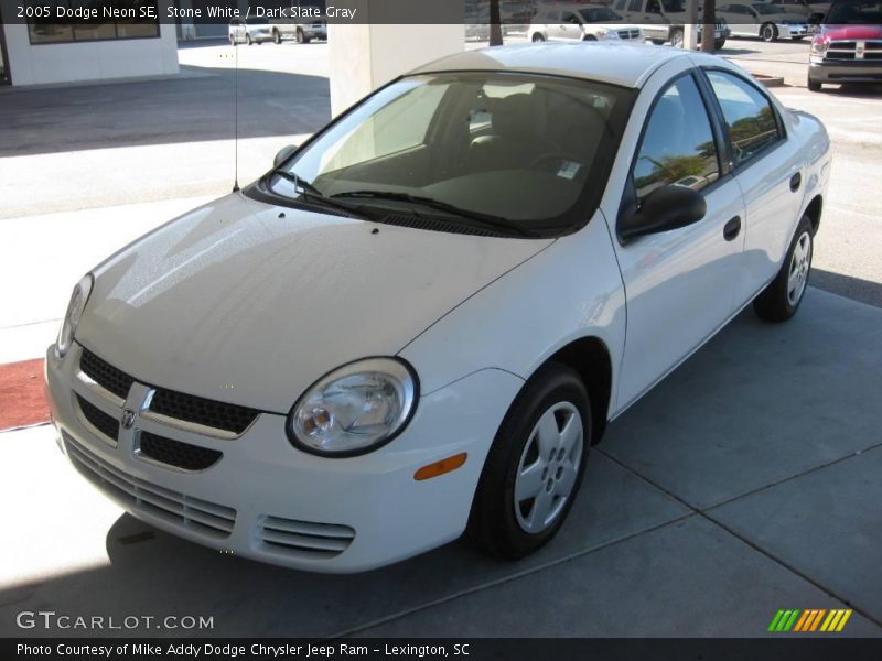 Stone White / Dark Slate Gray 2005 Dodge Neon SE