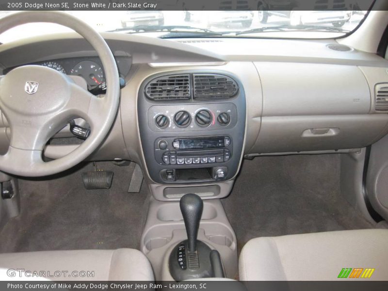 Stone White / Dark Slate Gray 2005 Dodge Neon SE
