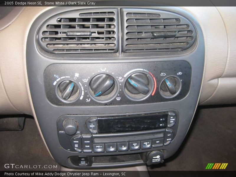Stone White / Dark Slate Gray 2005 Dodge Neon SE
