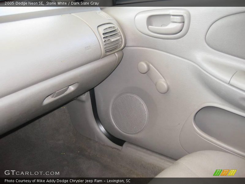 Stone White / Dark Slate Gray 2005 Dodge Neon SE