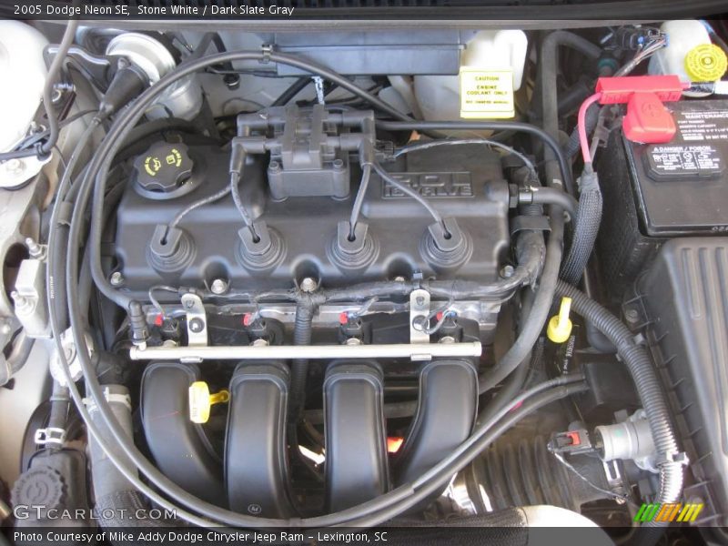 Stone White / Dark Slate Gray 2005 Dodge Neon SE