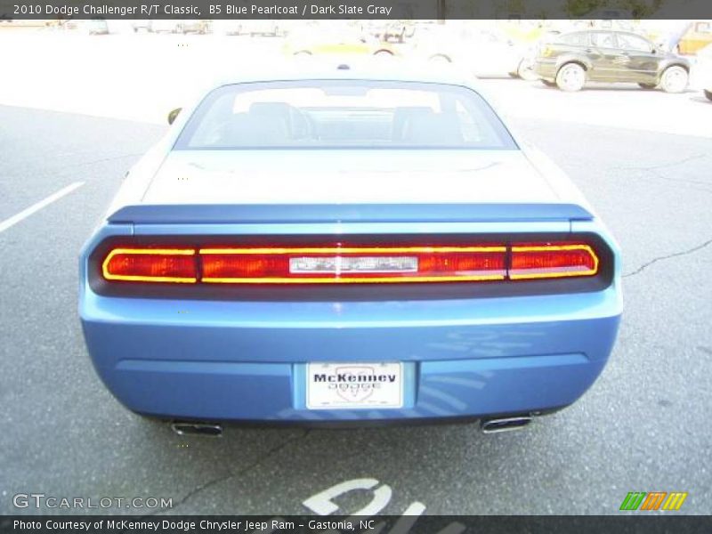 B5 Blue Pearlcoat / Dark Slate Gray 2010 Dodge Challenger R/T Classic
