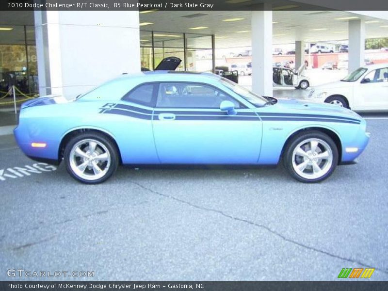 B5 Blue Pearlcoat / Dark Slate Gray 2010 Dodge Challenger R/T Classic