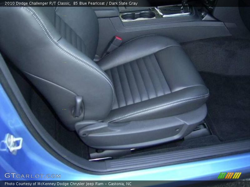 B5 Blue Pearlcoat / Dark Slate Gray 2010 Dodge Challenger R/T Classic