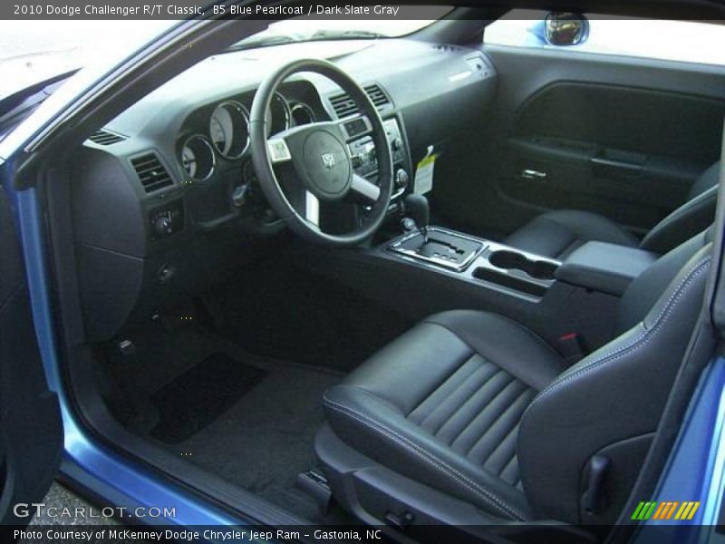 B5 Blue Pearlcoat / Dark Slate Gray 2010 Dodge Challenger R/T Classic