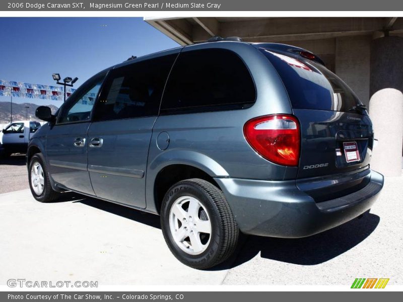 Magnesium Green Pearl / Medium Slate Gray 2006 Dodge Caravan SXT