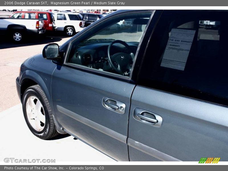 Magnesium Green Pearl / Medium Slate Gray 2006 Dodge Caravan SXT
