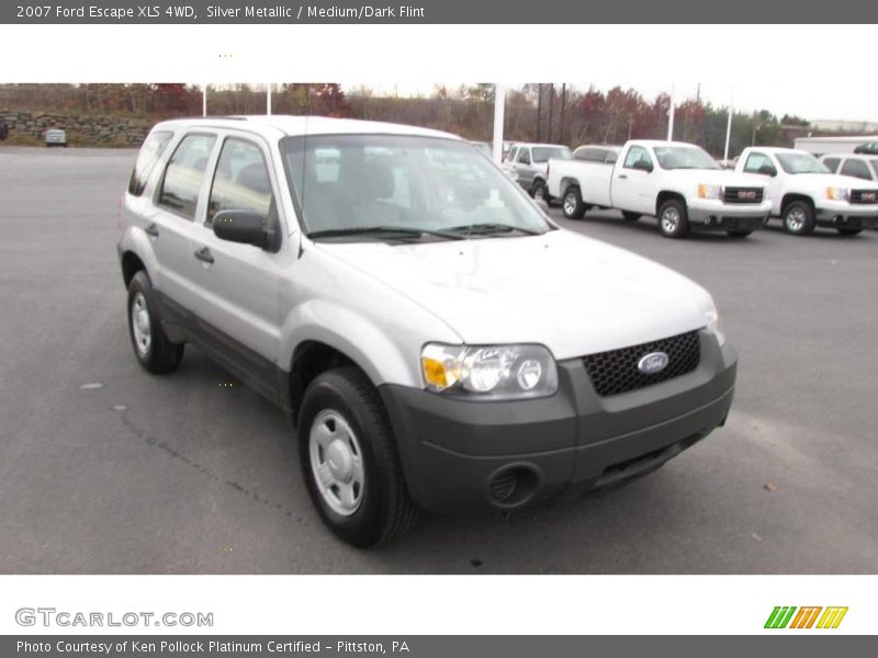 Silver Metallic / Medium/Dark Flint 2007 Ford Escape XLS 4WD