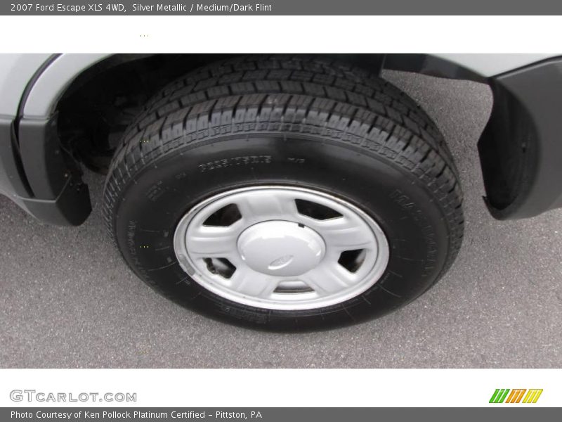 Silver Metallic / Medium/Dark Flint 2007 Ford Escape XLS 4WD