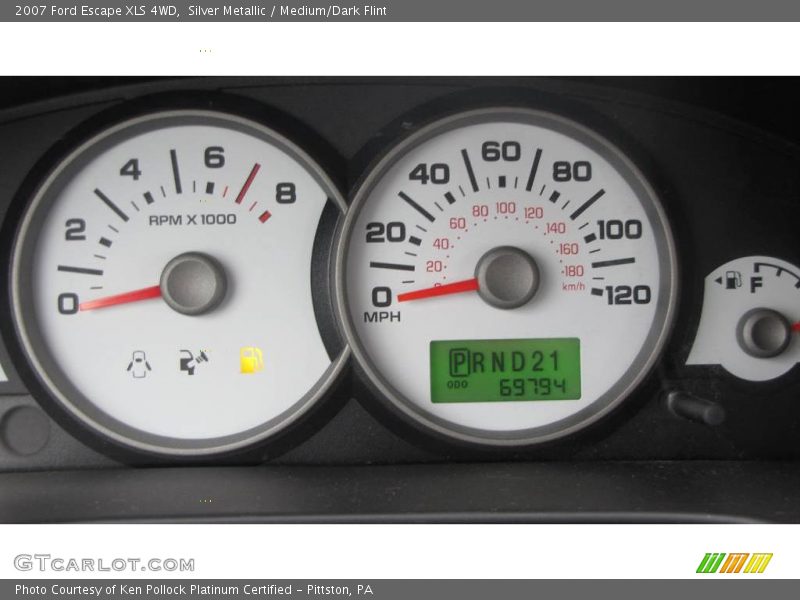 Silver Metallic / Medium/Dark Flint 2007 Ford Escape XLS 4WD