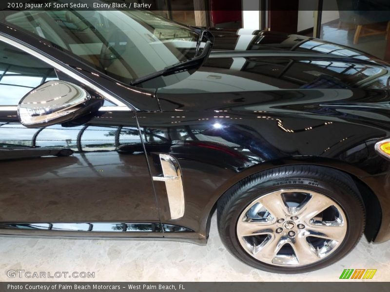 Ebony Black / Barley 2010 Jaguar XF Sport Sedan