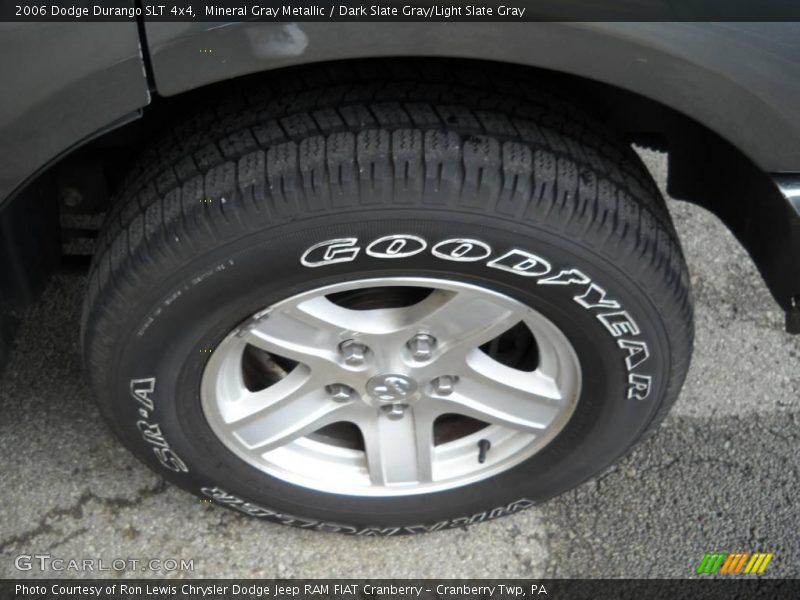 Mineral Gray Metallic / Dark Slate Gray/Light Slate Gray 2006 Dodge Durango SLT 4x4