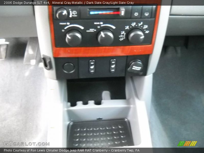 Mineral Gray Metallic / Dark Slate Gray/Light Slate Gray 2006 Dodge Durango SLT 4x4