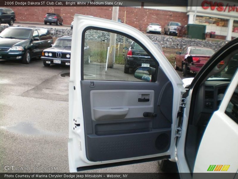Bright White / Medium Slate Gray 2006 Dodge Dakota ST Club Cab