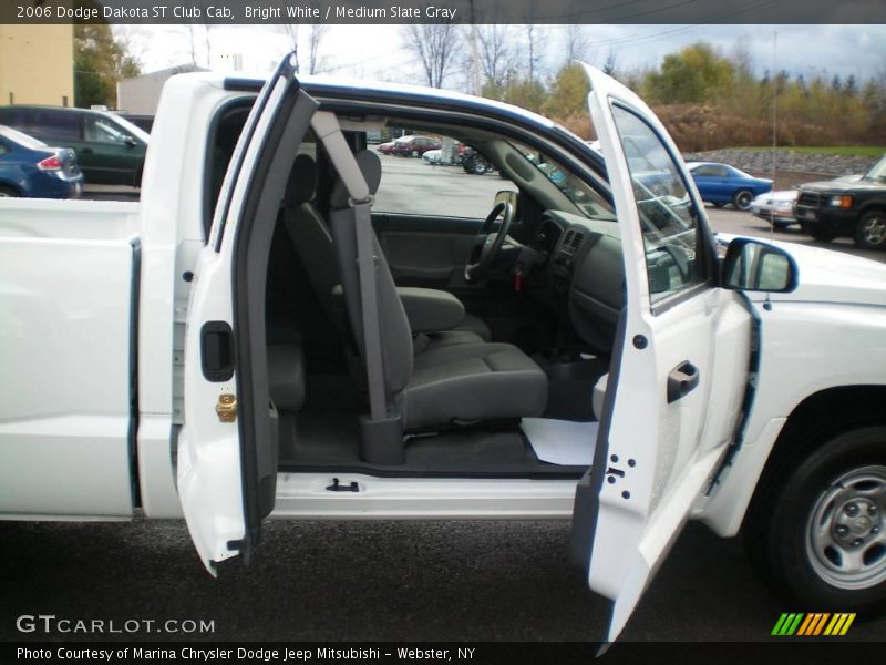 Bright White / Medium Slate Gray 2006 Dodge Dakota ST Club Cab