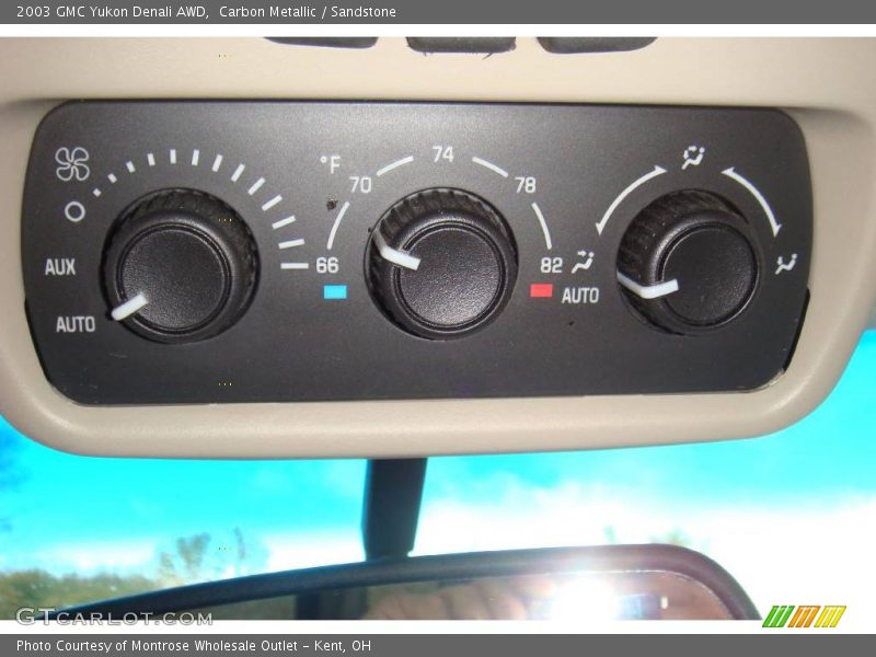 Carbon Metallic / Sandstone 2003 GMC Yukon Denali AWD
