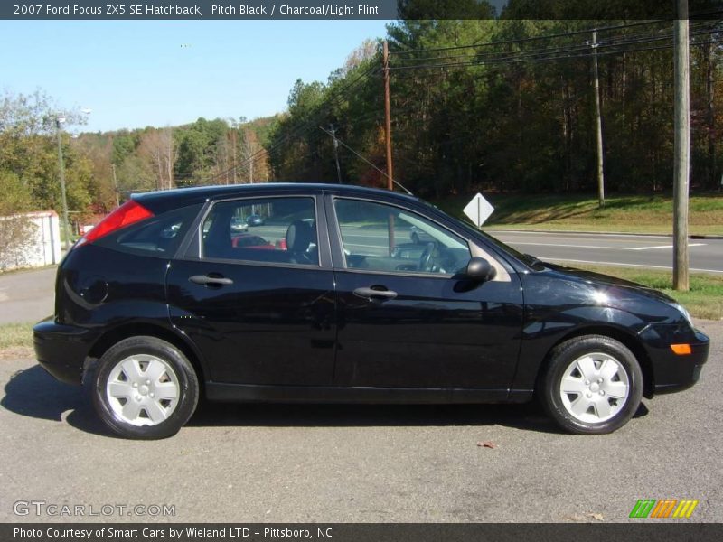 Pitch Black / Charcoal/Light Flint 2007 Ford Focus ZX5 SE Hatchback