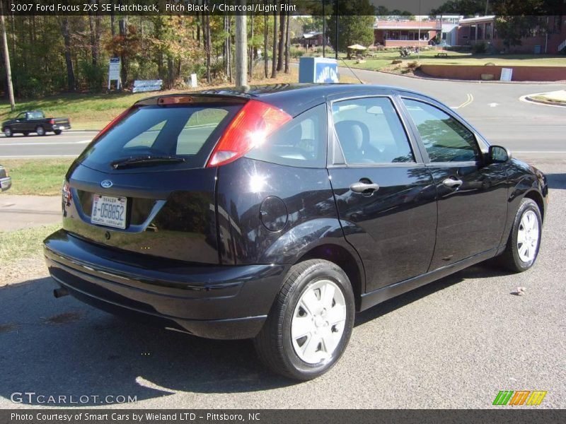 Pitch Black / Charcoal/Light Flint 2007 Ford Focus ZX5 SE Hatchback