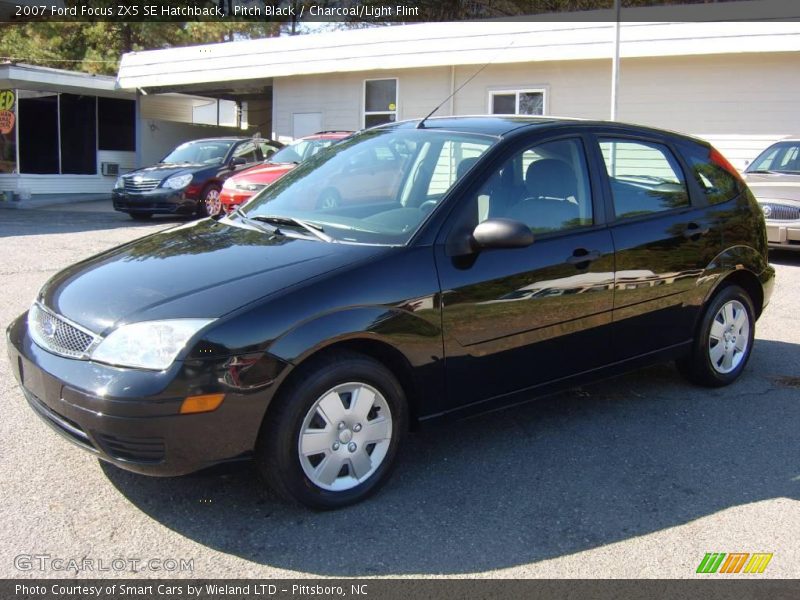 Pitch Black / Charcoal/Light Flint 2007 Ford Focus ZX5 SE Hatchback