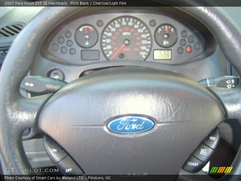 Pitch Black / Charcoal/Light Flint 2007 Ford Focus ZX5 SE Hatchback