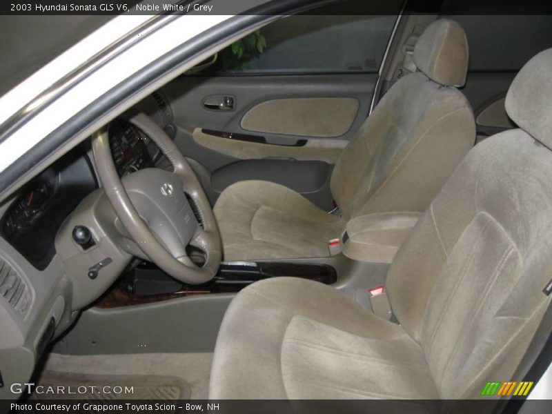 Noble White / Grey 2003 Hyundai Sonata GLS V6