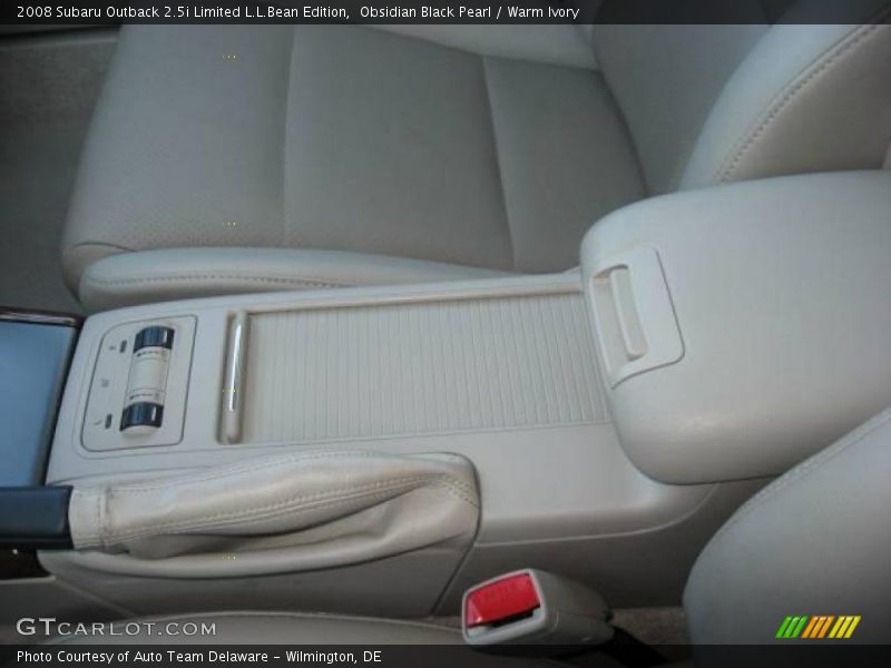 Obsidian Black Pearl / Warm Ivory 2008 Subaru Outback 2.5i Limited L.L.Bean Edition