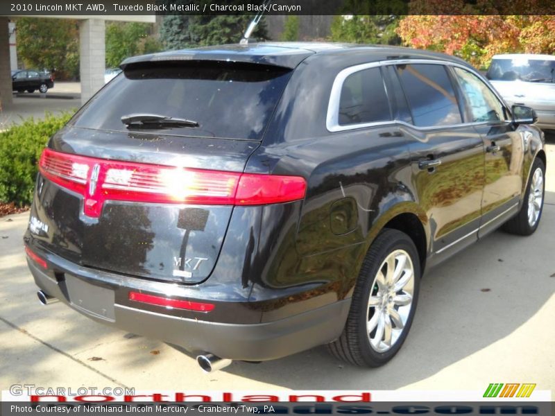 Tuxedo Black Metallic / Charcoal Black/Canyon 2010 Lincoln MKT AWD