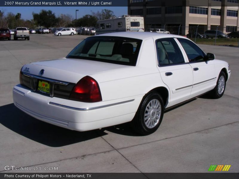 Vibrant White / Light Camel 2007 Mercury Grand Marquis LS