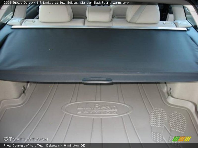 Obsidian Black Pearl / Warm Ivory 2008 Subaru Outback 2.5i Limited L.L.Bean Edition