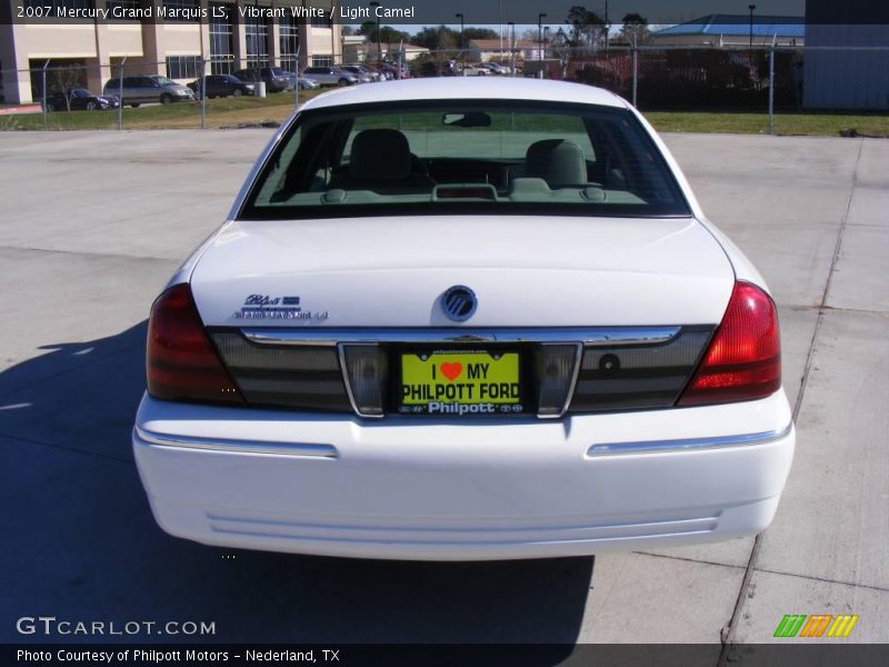 Vibrant White / Light Camel 2007 Mercury Grand Marquis LS